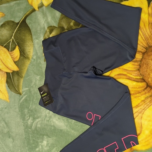 Levi's workout leggings - Picture 5 of 9